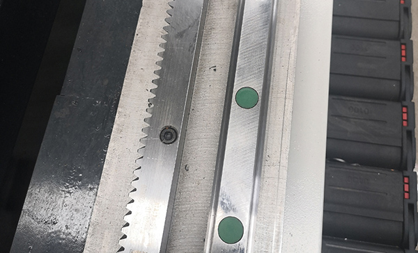 1576136820793061.jpg 3导轨.jpg